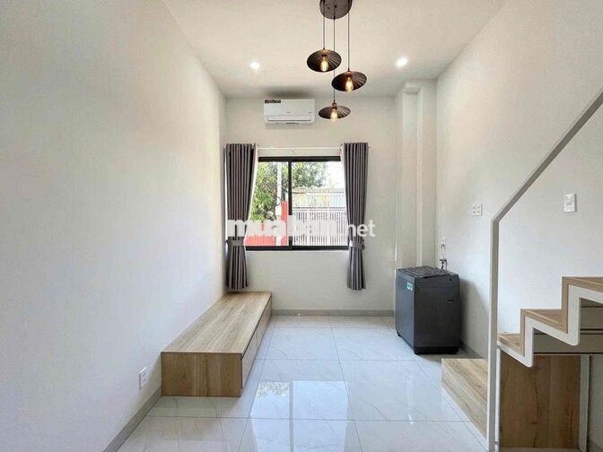DUPLEX SÁNG SỦA RỘNG RÃI TẠI TRUNG TÂM Q10 CÓ CỬA SỔ THOÁNG. 📍Sư Vạn H