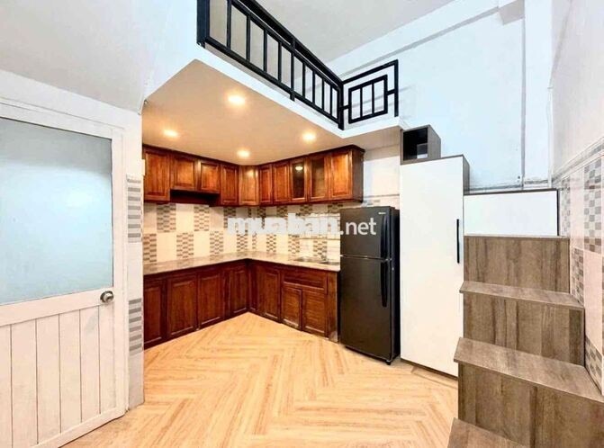 PHÒNG DUPLEX MỚI FULL NỘI THẤT - CỬA SỔ BAN CÔNG GẦN ETOWN CỘNG HOÀ