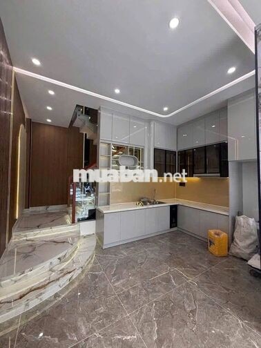Cho thuê nguyên căn Mới Đẹp, Mặt Tiền KD Đường Lê Văn Thọ P14 Gò vấp