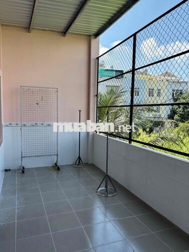 Phòng trọ máy lạnh giá rẻ nhà bè