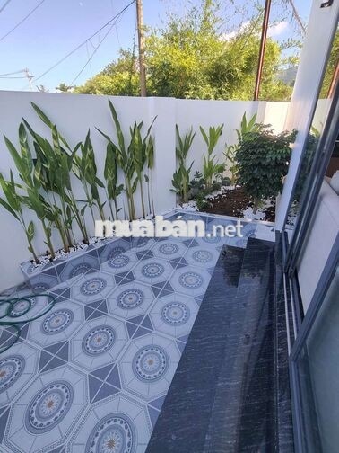 Nhà Diên Toàn 3 Tầng Mê Đúc Giá Chỉ 2tỷ750