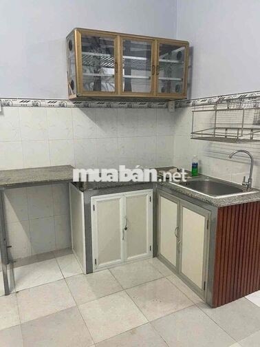CHO THUÊ NHÀ NGUYÊN CĂN HẺM BẠCH ĐẰNG GIÁ 5,5triệu