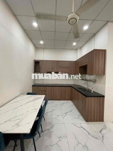 Nhà Cấp 4 Nguyên căn - 2 Phòng ngủ - 110m2 giá chỉ 15tr/tháng
