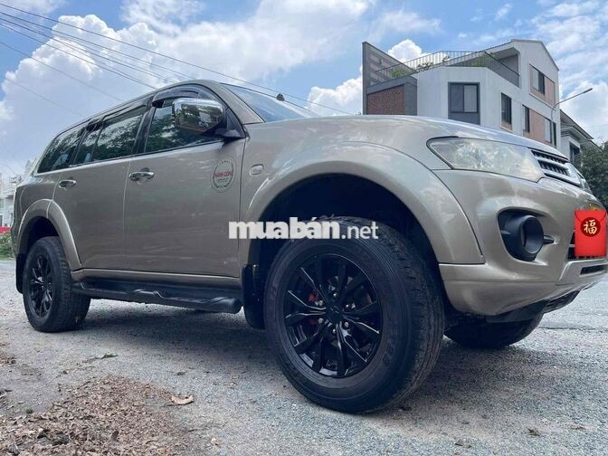 Mitsubishi Pajero Sport 2016 Vàng cát 140000 km