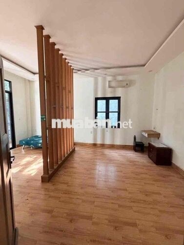Cho thuê nhà 3tầng kiệt oto tải ĐỐNG ĐA, Hải Châu -trả tiền từng tháng