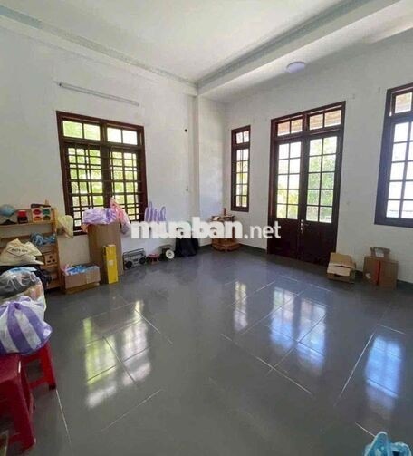 Cho thu.ê nhà 2 tầng sân vườn #ĐỐNG #ĐA - ( ngang 3m54 nở hậu 19,5m )