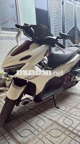 Honda Air Blade 2026  5000 km màu Trắng