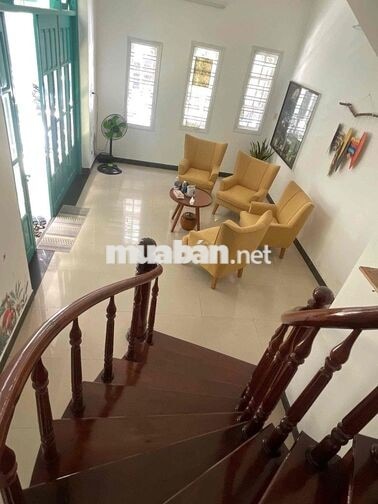 Cho thuê nhà đủ nội thất 2tầng kiệt NGUYỄN TRƯỜNG TỘ - Hải Châu, ĐN
