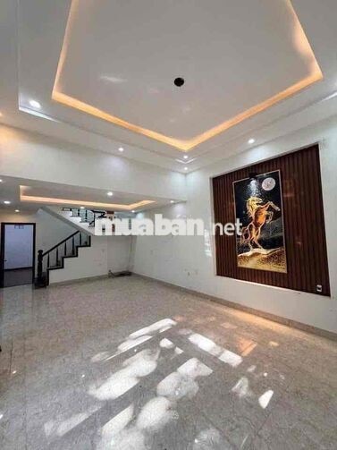 Cho thuê nhà 3tầng kiệt oto tải ĐỐNG ĐA, Hải Châu -trả tiền từng tháng