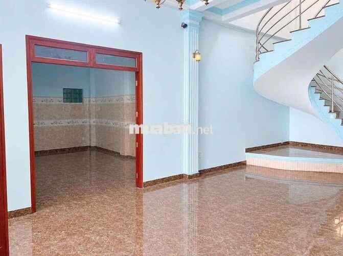 CHO THUÊ MB KINH DOANH GẦN CẦU VƯỢT TÂN THỚI HIỆP