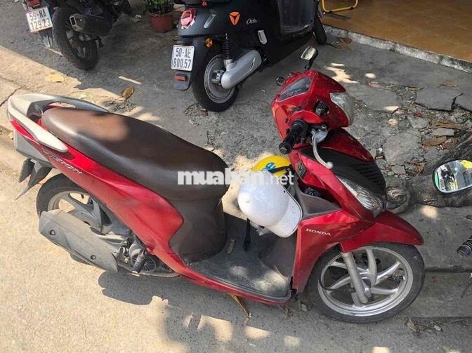 Honda Vision 2016 máy êm 9 chủ