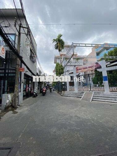 NHÀ QUẬN 11 ĐỂ XÂY CHDV 7M X 26M HƯỚNG TÂY TỨ TRẠCH HẺM XE HƠI - LLQ
