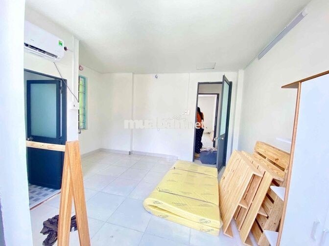 khai Trương phòng ban công 30m2 Full nội thất siêu rộng ngay Trung tâm