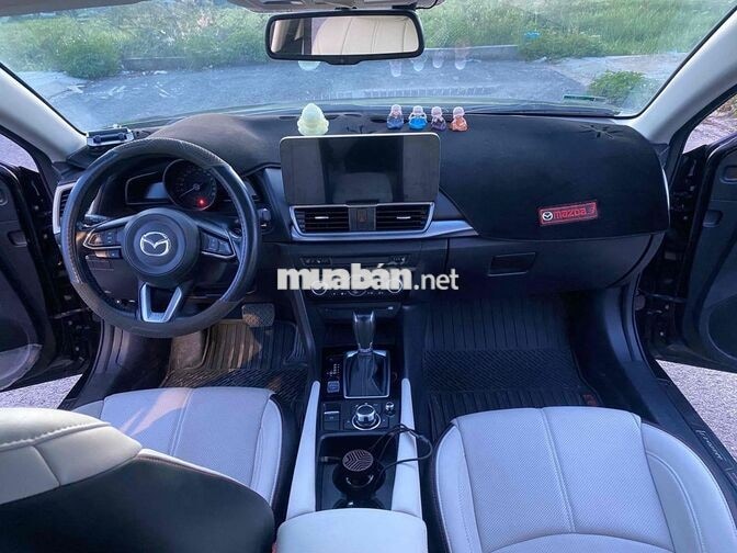 Mazda 3 5 chỗ bản kỷ niệm