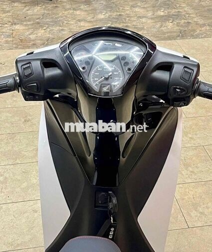 SH 125i 2014 - ( nợ xấu chỉ 23 củ )