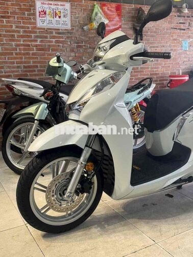 Honda SH300i 2018 màu Trắng