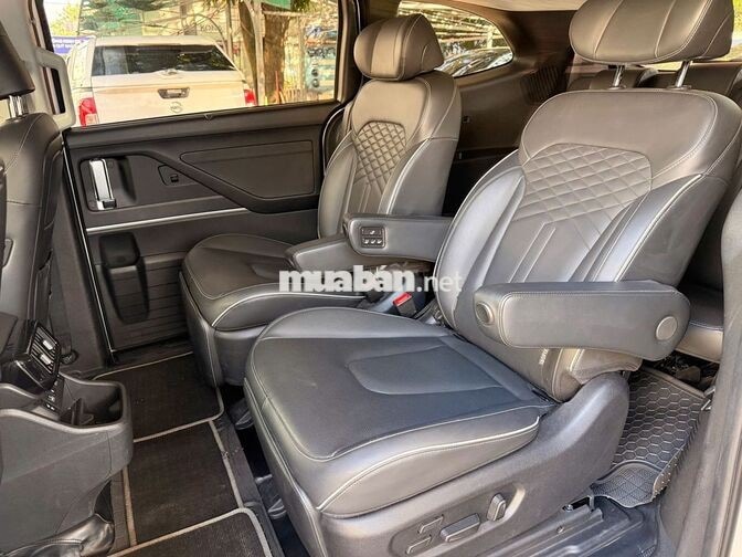 Hyundai Custin 2026 1.5T Đặc biệt trắng 17.000 km