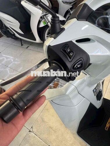 Honda SH300i 2018 màu Trắng
