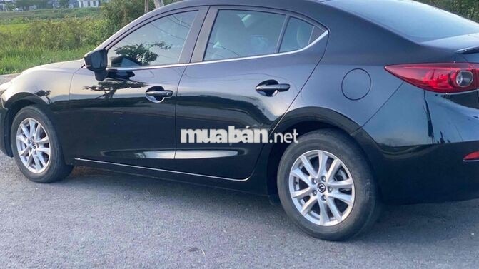 Mazda 3 5 chỗ bản kỷ niệm