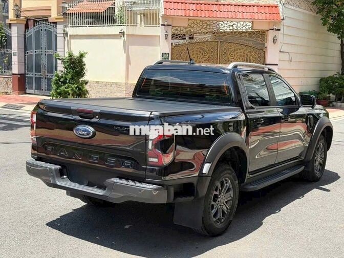 Ford Ranger Wildtrak 2025 14.000km Đen