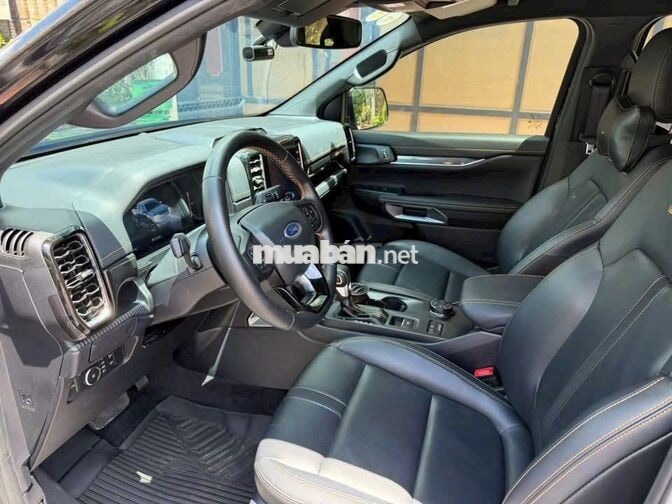 Ford Ranger Wildtrak 2025 14.000km Đen