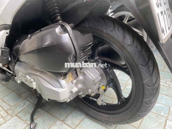 Honda Vision 2012 màu Trắng
