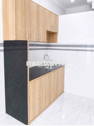 NHÀ ĐẸP BUÔN BÁN 4*5,5M 1/PHẠM THỊ NGHĨ HẺM 6M LH ***