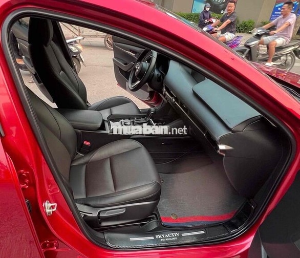 Mazda 3 Luxury 1.5 AT sản xuất 2024 siêu lướt