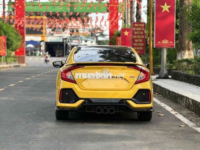 Honda Civic 1.5 Turbo 2020 5 vạn km Vàng