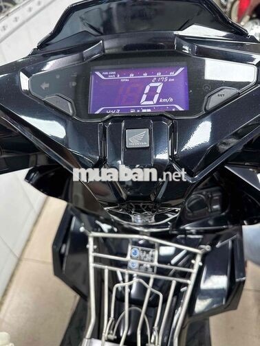 Honda Air Blade 125 mua 12-2025 chạy 2 ngàn km