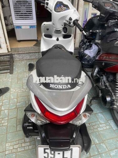 Honda Vision 2012 màu Trắng