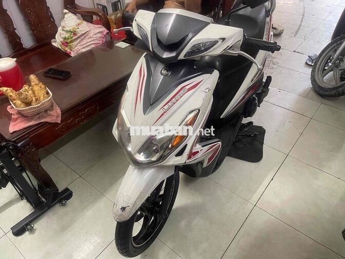Yamaha Luvias GTX 2013 màu Trắng đỏ
