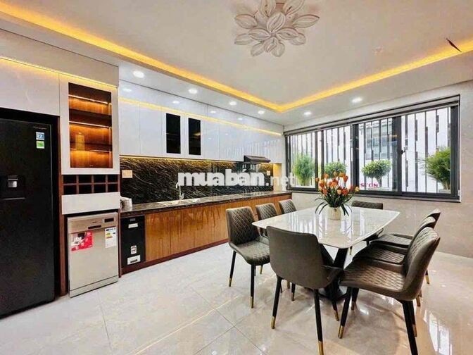 Nhà Phố Có Thang Máy Nguyễn Oanh (4x18m) 4PN Full Nội Thất 26tr