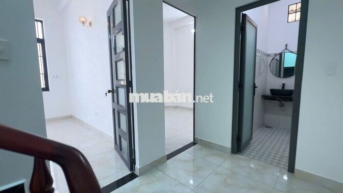 NGAY TTTM GIGAMALL - CHỢ HIỆP BÌNH NHÀ 2 LẦU 4PN 3WC Ở + VPCTY+DẠY HỌC