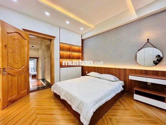Nhà Phố Có Thang Máy Nguyễn Oanh (4x18m) 4PN Full Nội Thất 26tr
