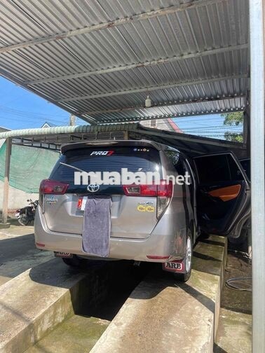 Toyota Innova 2017 8 chỗ 200000 km