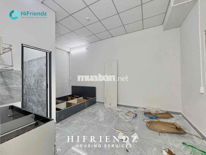 khai Trương căn Hộ ban công và cửa sổ sáng new mới kneg