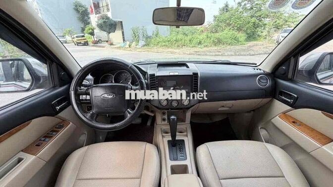 FORD EVEREST 2011 SỐ TỰ ĐỘNG 7 CHỖ MÁY DẦU BẠC