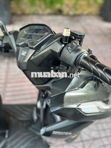 HONDA VARIO 150 ĐEN NHÁM