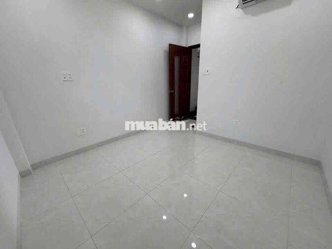 NC quận 10 5PN nhà đẹp ( đường 3/2)