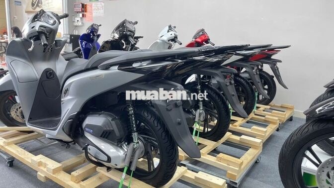 HONDA SH 150 Ý MÀU TRẮNG