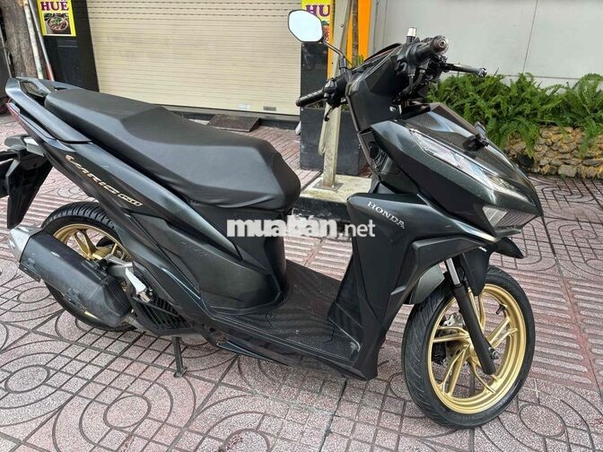 HONDA VARIO 150 ĐEN NHÁM