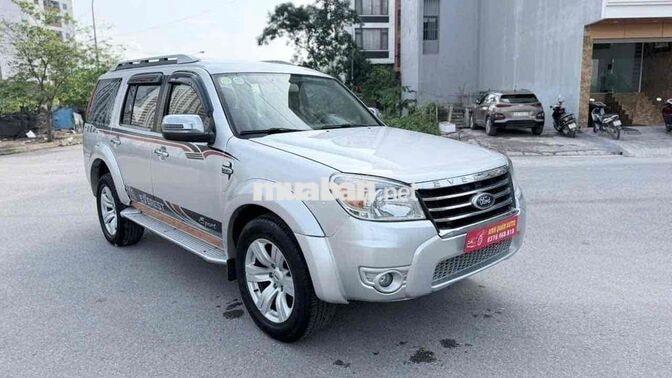 FORD EVEREST 2011 SỐ TỰ ĐỘNG 7 CHỖ MÁY DẦU BẠC