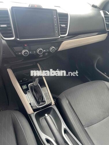 Honda City 2021 72.000 km Xám