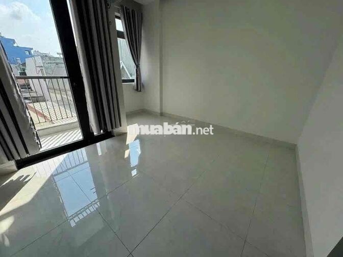 NC quận 10 5PN nhà đẹp ( đường 3/2)