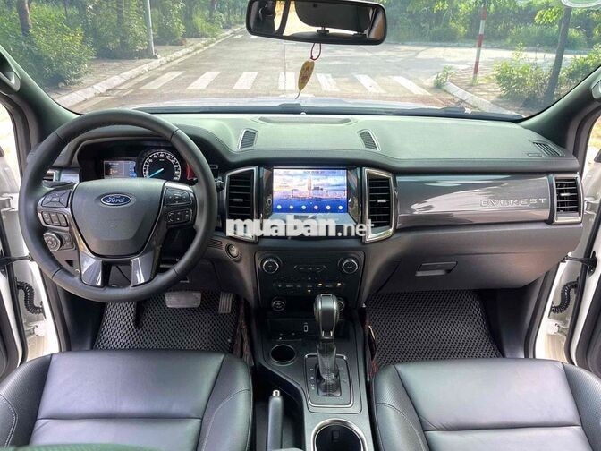 Ford Everest Titanium 2.0L 4x2 AT sản xuất 2022