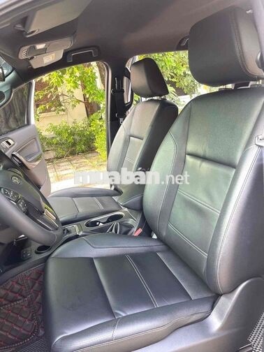 Ford Everest Titanium 2.0L 4x2 AT sản xuất 2022