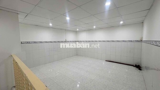 Nhà đẹp cho thuê, gần siêu thị, bv, trường học, ...................,,,