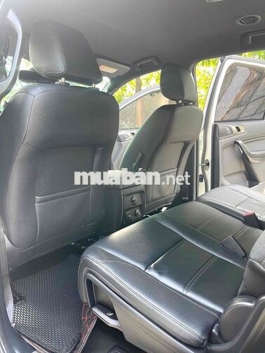 Ford Everest Titanium 2.0L 4x2 AT sản xuất 2022
