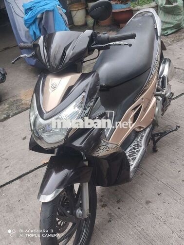 Suzuki Hayate 125 Vàng Kem